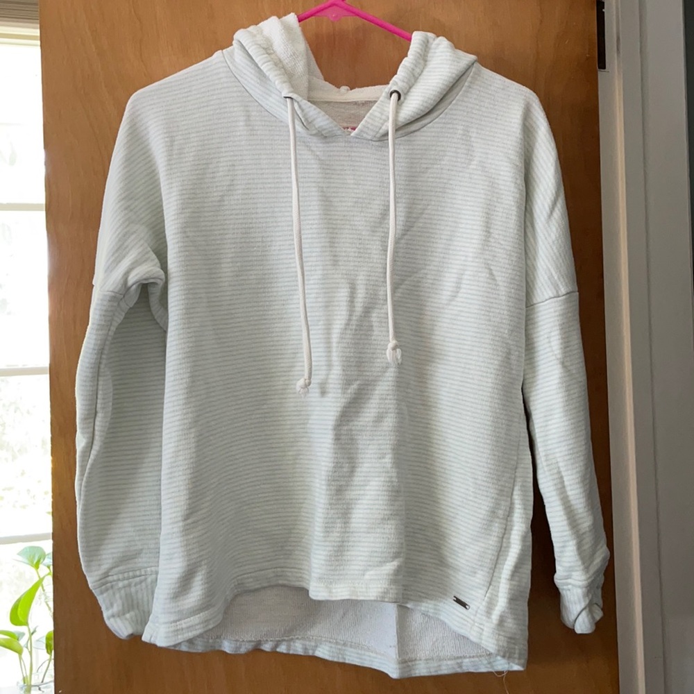 Oneill Striped Sweater Bundle